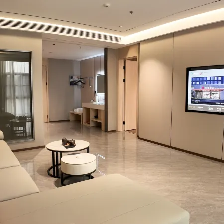 Ranjeson Hotel (Tongcheng Liuchixiang Shanshuilongcheng Branch