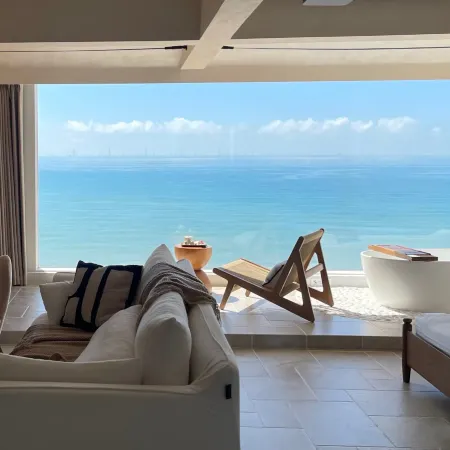 Blue Bay Seaview Resort (Shanwei Poly Jinluwan Branch)