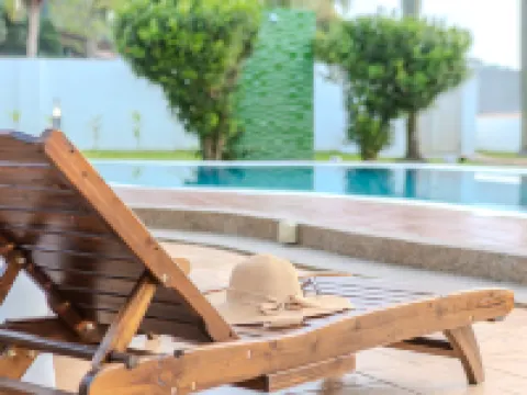 Suntai Villa Resort Hotels in Si Rusa