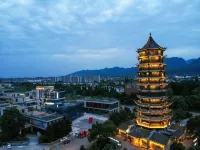 Dujiangyan Yuandong Yaju Hotel (panda valley Store) - Bergblick