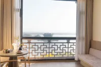 Longyou Longtian Xinxiang Resort Hotel