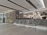 沁住酒店（重慶鴛鴦地鐵站園博園店） 鄰近丹河的酒店