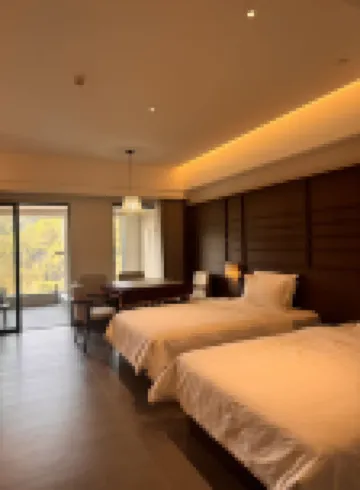 Heyuan Zijin Yueyuan Forest Hot Spring Resort Hotel