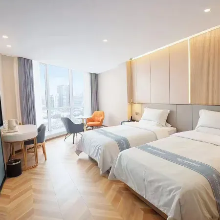 Urban Garden Hotel (Wushan Railway Station)