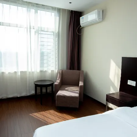 Platinum Holiday Hotel