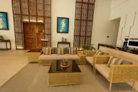 The Tropics at MacArthur Park Resort and Convention Center - วิว