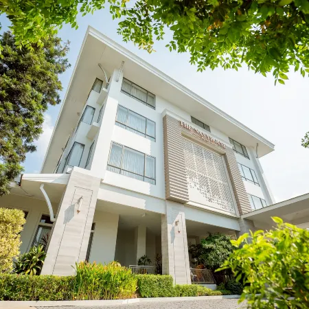 The Navy House Hotel