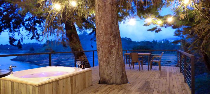 Tree House: Private cabin with jacuzzi & kayak Hotéis em Guatape