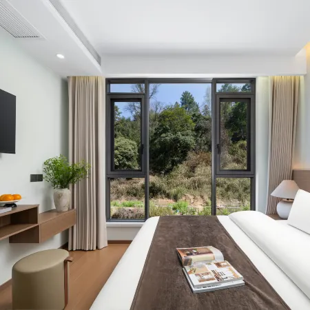 Yinquan • HolidayVilla Scenic Mountain View Homestay (Sanqingshan Gangshou Cableway)