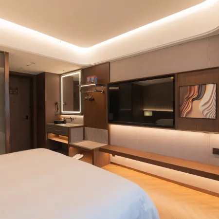 Xingduo Hotel (People's Square Nengren Lane)