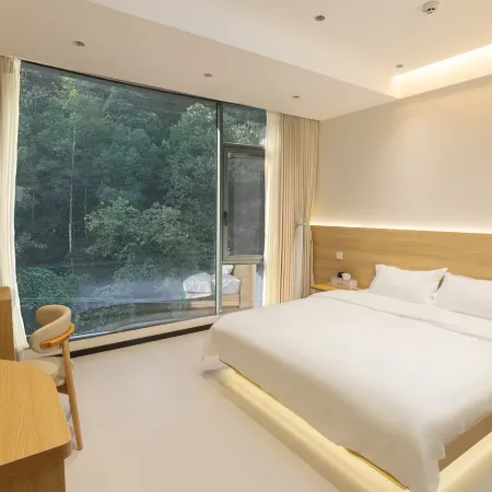 Mountain Gathering Homestay (Shitai Guniujiang Scenic Area Branch)