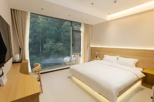 Mountain Gathering Homestay (Shitai Guniujiang Scenic Area Branch)