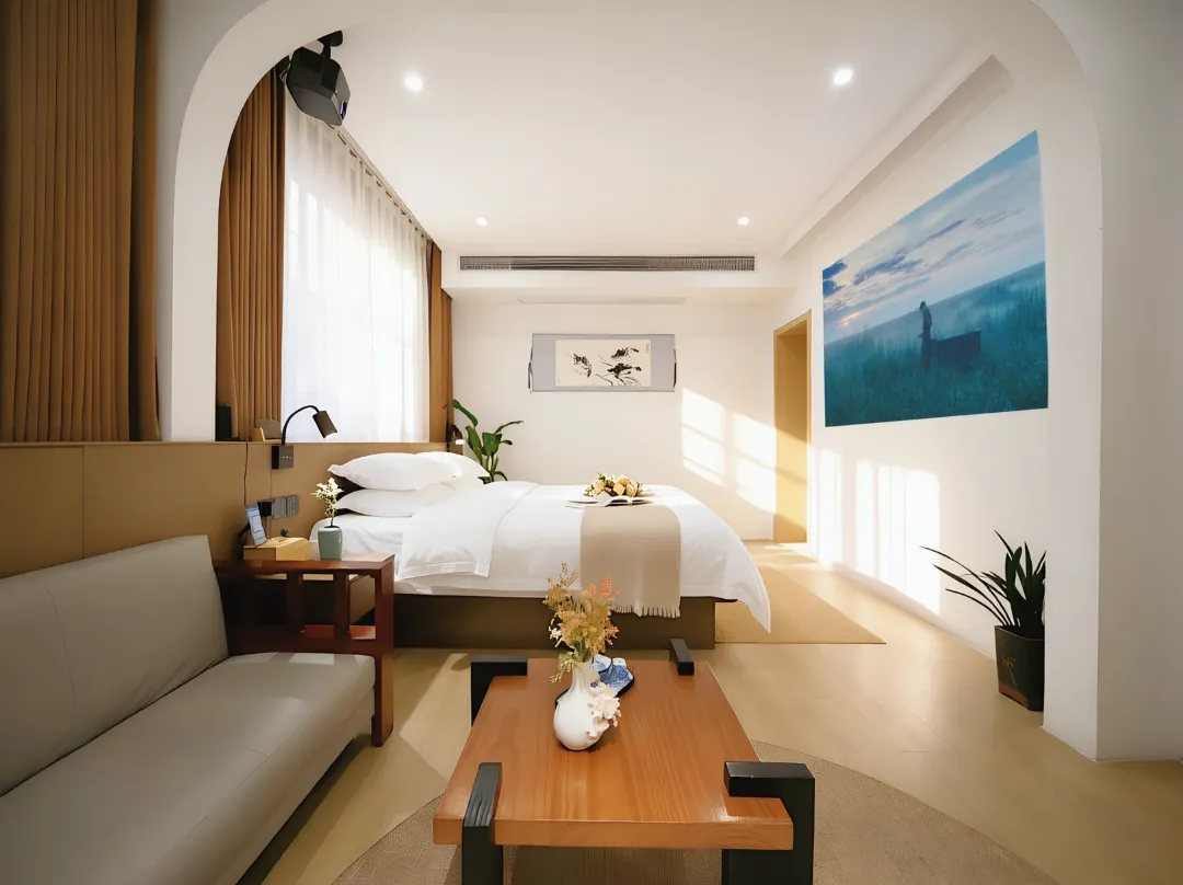 Changjiang Ceramic Heritage | Hutao Li · Ingenuity | Cultural And Art Hotel - Jingdezhen