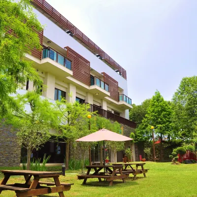 One City One Vacation Farm Hotels near Ji Ji Line