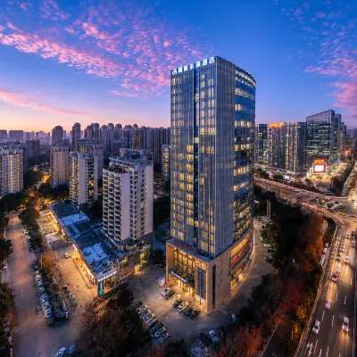 Lis Future Hotel (Zhengwuqu Swan Lake Wanda) Hotels near Swan Lake