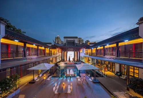UrCove By Hyatt Nanjing Confucius Temple and Xinanli Resort
