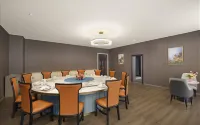 Vienna Hotel (Pu'er Jingdong County Branch) - Gym