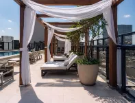 Luxury Studio Paulista Rooftop Pool 5min Metro - Infinity Pools
