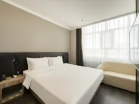 HanTing Hotel (Ulanhot Wuyi Square) โรงแรมในอูลานฮอต