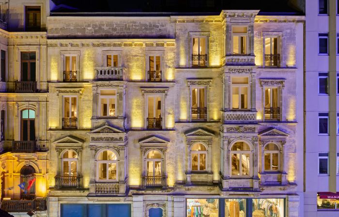 Mr Cas Hotels