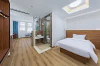 Yunhe Hotel (Shaoxing Lu Xun's Hometown Cangqiao Straight Street) - 2-Star