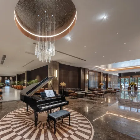 Leshan Howard Johnson Life Hotel (Leshan Railway Station Shihao Plaza)