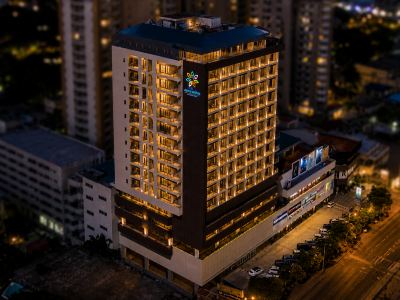Aura Suites