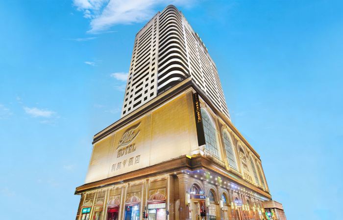 Rio Hotel