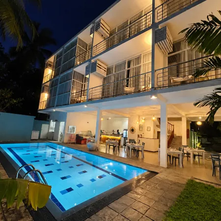 Smeralda Beach Hotel Dikwella