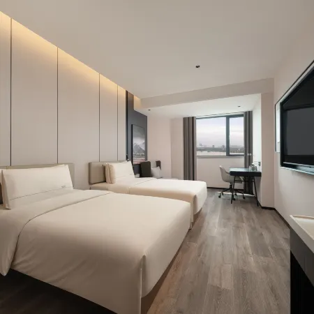 Xiangyang Xiangzhou Hangkong Road Atour Hotel