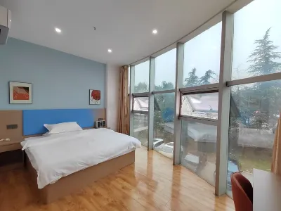 青樹酒店公寓（大學城店） 鄰近蕪湖南站的酒店