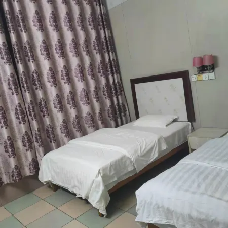 Wanzhong Hotel