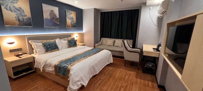 Jinfeng Light Hotel (Yangchun Municipal Government Bus Terminal) Hotel a Yangchun