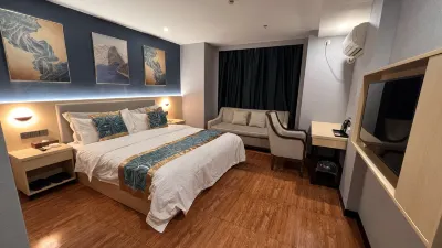 Jinfeng Light Hotel (Yangchun Municipal Government Bus Terminal) Hotel di Yangchun Bus Station Area