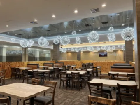 LA Crystal Hotel Hotels in Compton