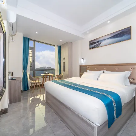 Jianghao Convenience Hotel (Hechi Huanjiang Jiangbin Road)