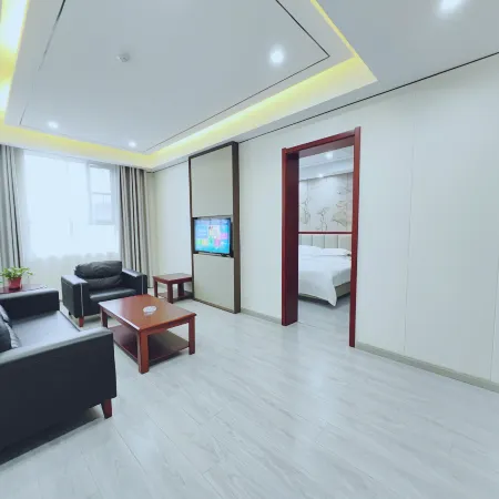 Elai Hotel (Bozhou Lixin Jianshe Road)