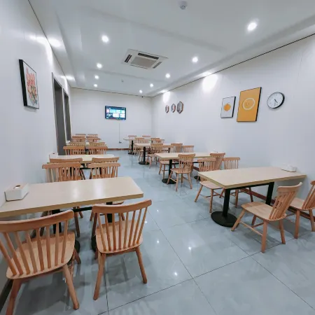 Elai Hotel (Bozhou Lixin Jianshe Road)