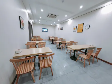 Elai Hotel (Bozhou Lixin Jianshe Road) Отели в г. Лисинь