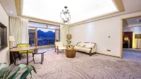Mi luo tuo Hotels & Resorts
