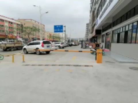 White-collar Theme Mansion (Jiangmen East Station Jianghai Wanda Plaza)