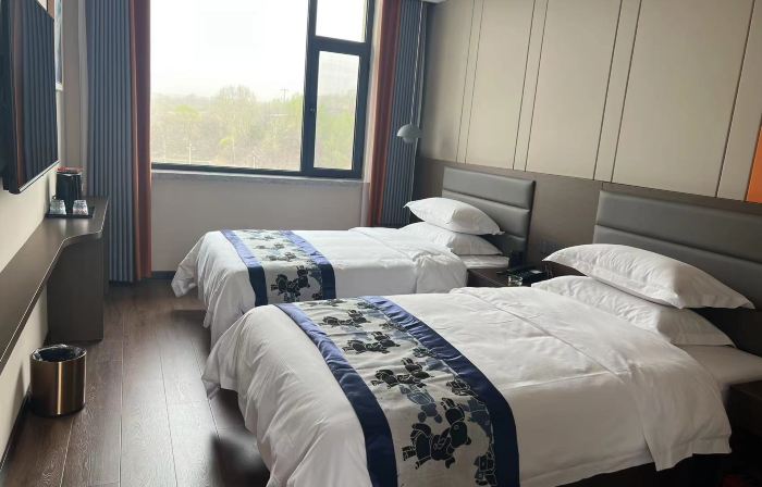 Qinxian Liangyixuan Hotel