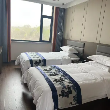 Qinxian Liangyixuan Hotel