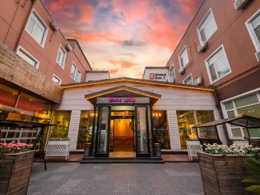 Childhood Holiday Inn (Beijing Capital International Airport Xinguozhan Branch)