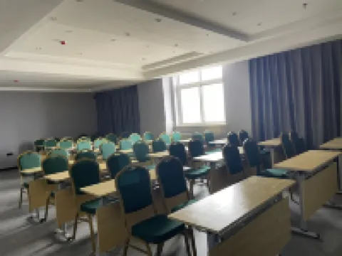 Dongsheng Hotel Hotels in Changtu