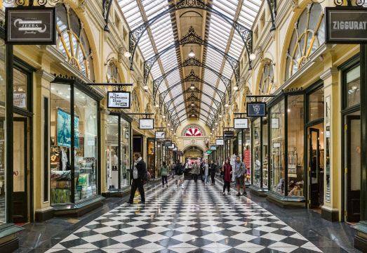 3. 리지스 멜버른..