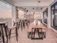 Island Hearth Chiayi Hotels near Bei Men Yi