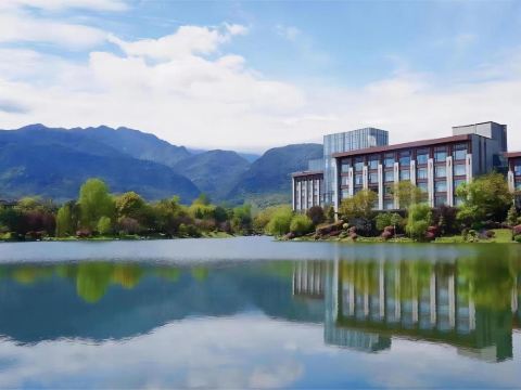 Le Méridien Emei Mountain Resort