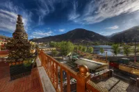 Daoshenggaqin Manor Hotels in Daofu