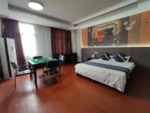 Mong Hotel Hoteles en Honghu
